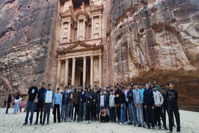 رحلة البتراء و العقبة