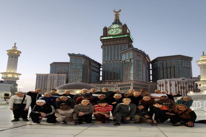 الْعُمْرَةُ إِلَى الْعُمْرَةِ كَفَّارَةٌ لِمَا بَيْنَهُمَا